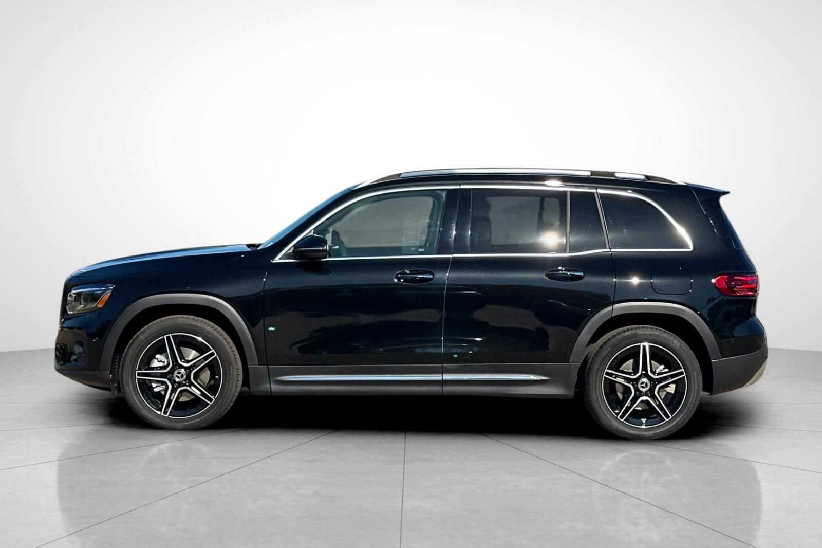 New 2026 Mercedes-Benz GLB 250 image 30