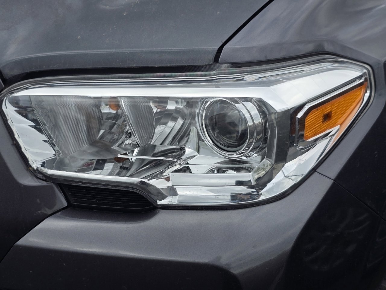Used 2021 Toyota Tacoma SR image 16