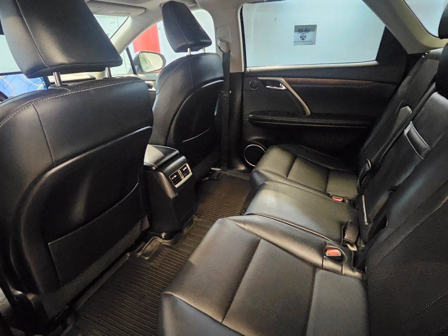 Used 2022 Lexus RX 350L Premium w/ Premium Package AWD/4WD image 13