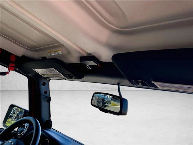 Used 2014 Jeep Wrangler Unlimited Sahara AWD/4WD image 16