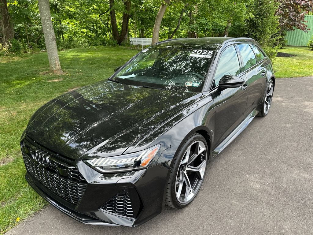 Certified 2025 Audi RS 6 performance w/ Black Optic Package AWD/4WD image 35