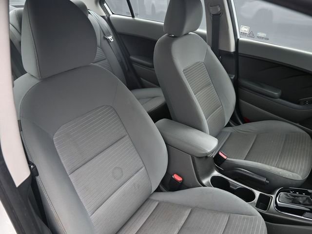 Used 2017 Kia Forte LX w/ LX Popular Package image 35