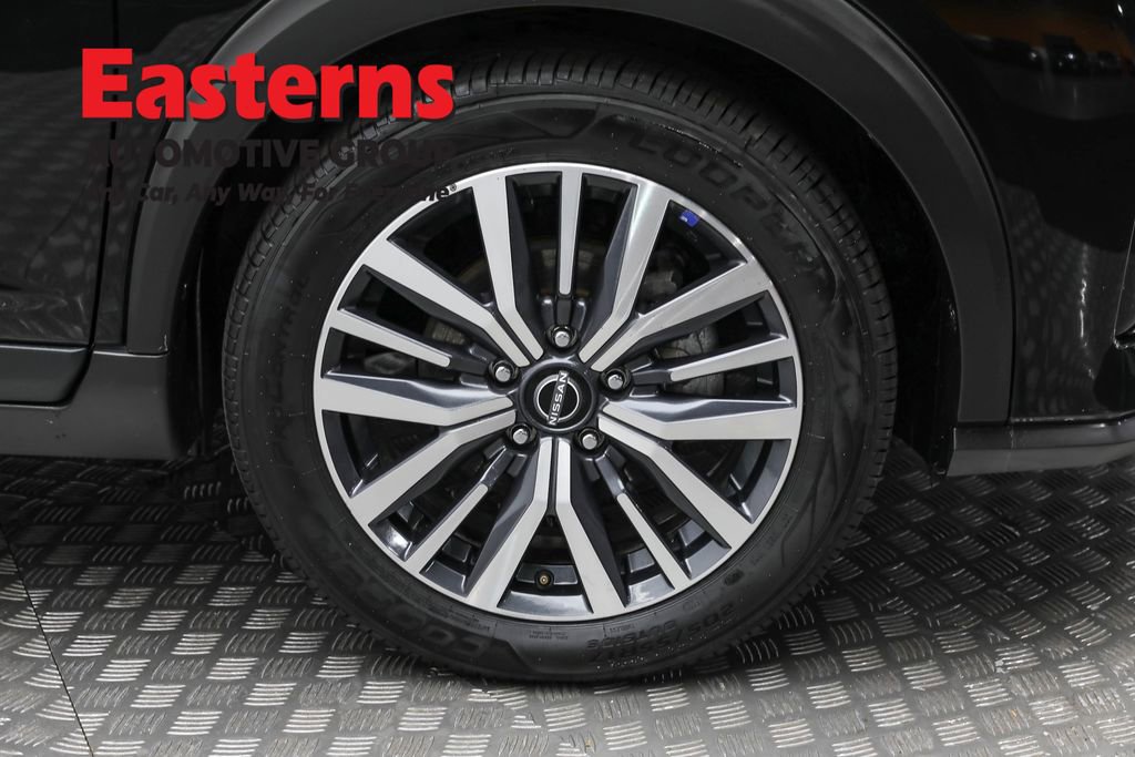 Used 2024 Nissan Kicks SR image 28