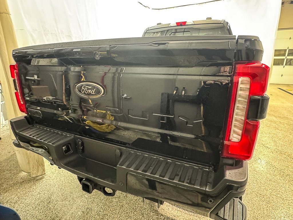 New 2026 Ford F250 Lariat w/ Black Appearance Package image 6