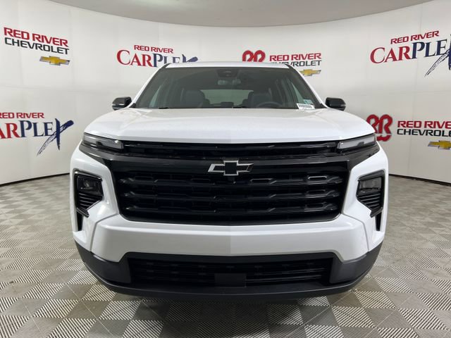 New 2026 Chevrolet Traverse LT w/ Midnight/Sport Edition FWD image 2