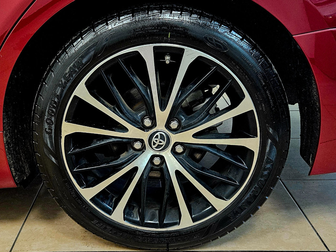 Used 2018 Toyota Camry SE image 20