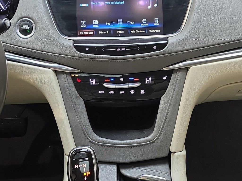 Used 2017 Cadillac XT5 Luxury w/ Driver Awareness Package image 19