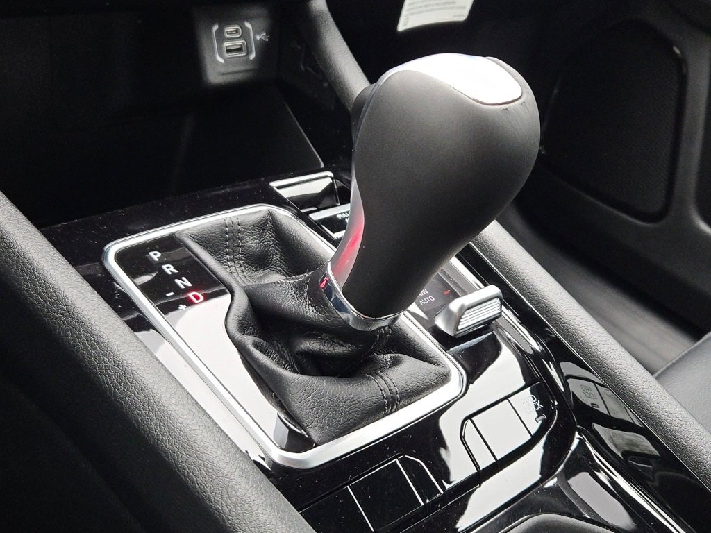 New 2026 Jeep Compass Limited image 26