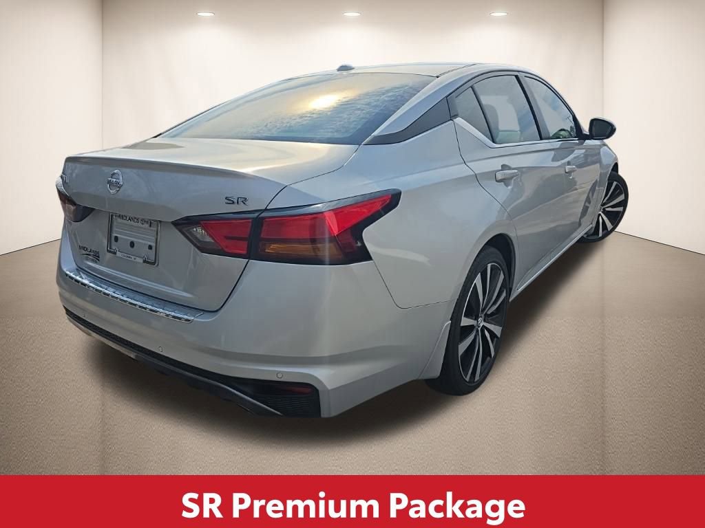 Used 2021 Nissan Altima 2.5 SR w/ SR Premium Package image 6