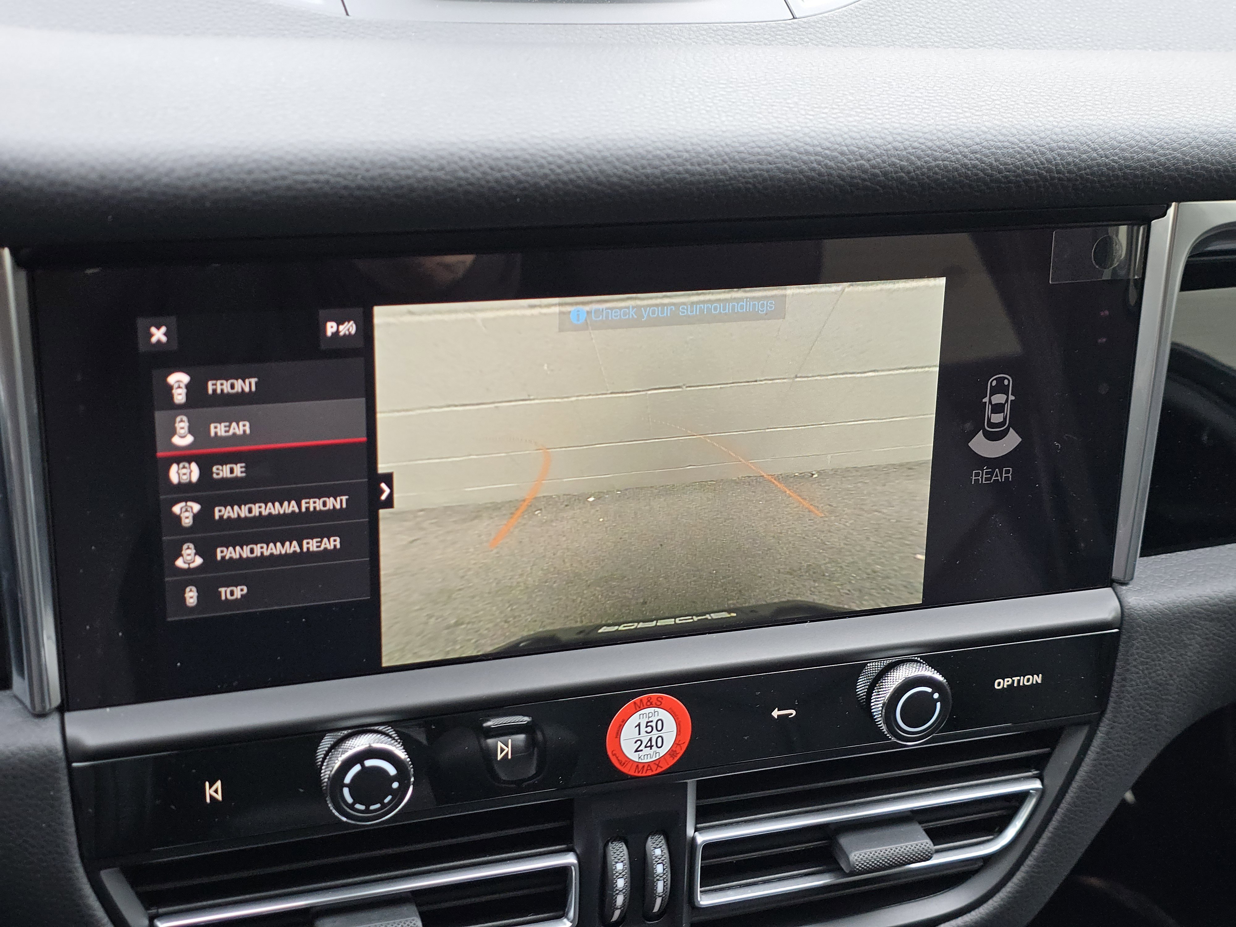 New 2026 Porsche Macan image 12