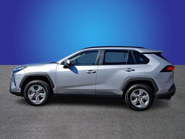 Used 2025 Toyota RAV4 XLE image 7