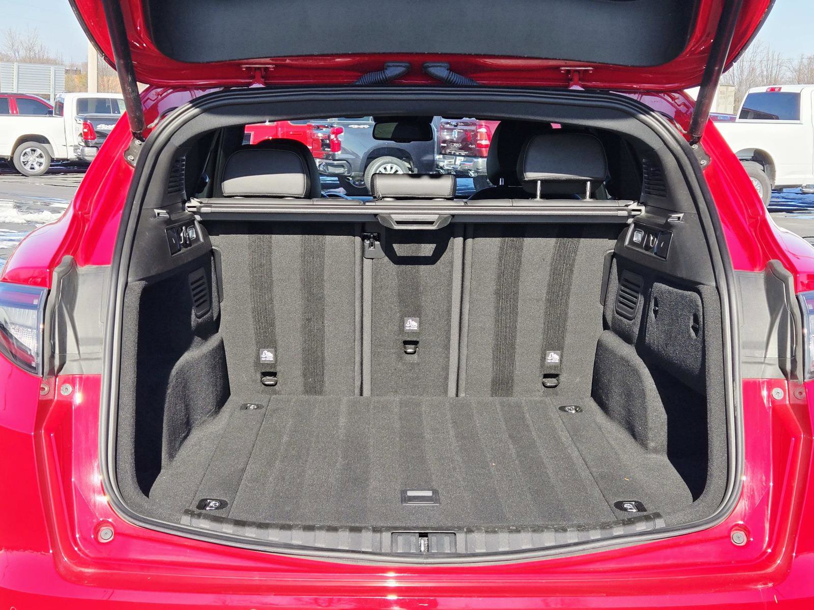 Used 2024 Alfa Romeo Stelvio Sprint image 15