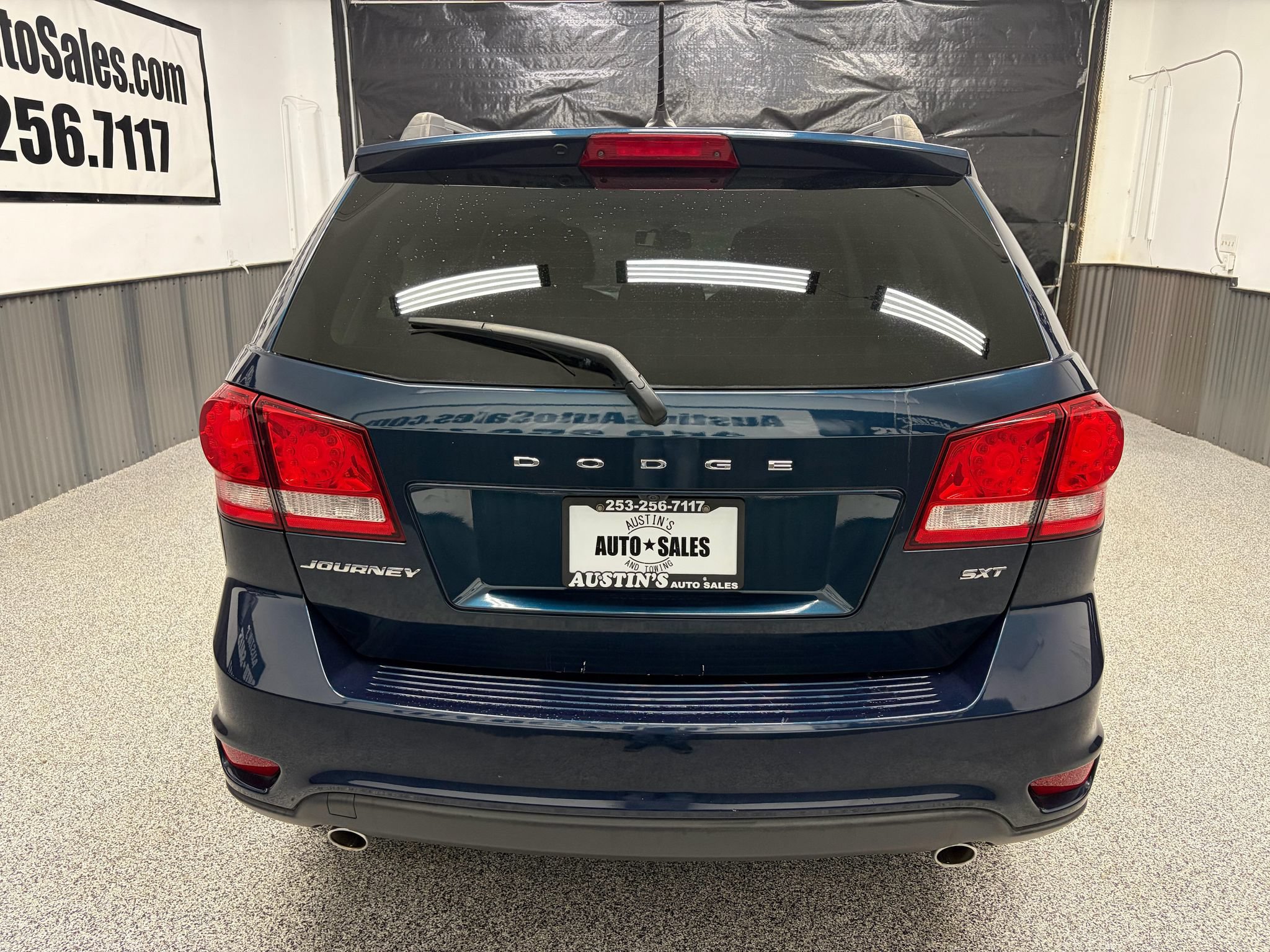 Used 2014 Dodge Journey SXT w/ Flexible Seating Group FWD image 4