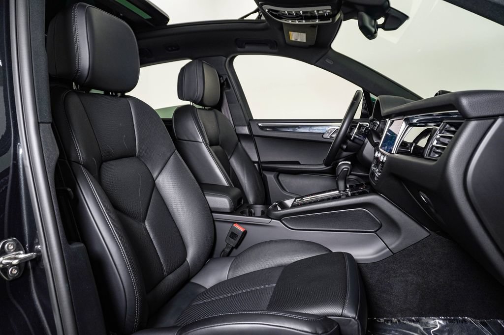Used 2024 Porsche Macan S AWD/4WD image 15
