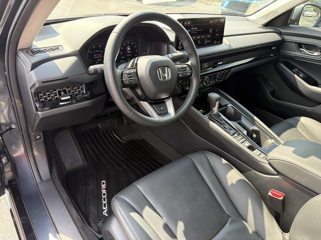 Used 2025 Honda Accord Touring image 23