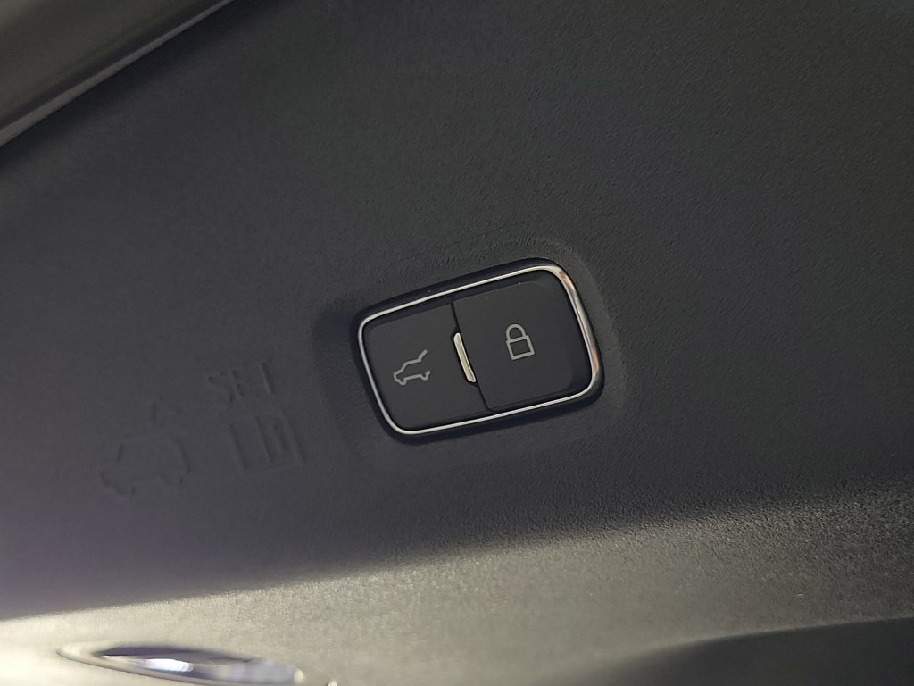 New 2027 Lincoln Navigator L Reserve w/ Jet Appearance Package RWD image 7