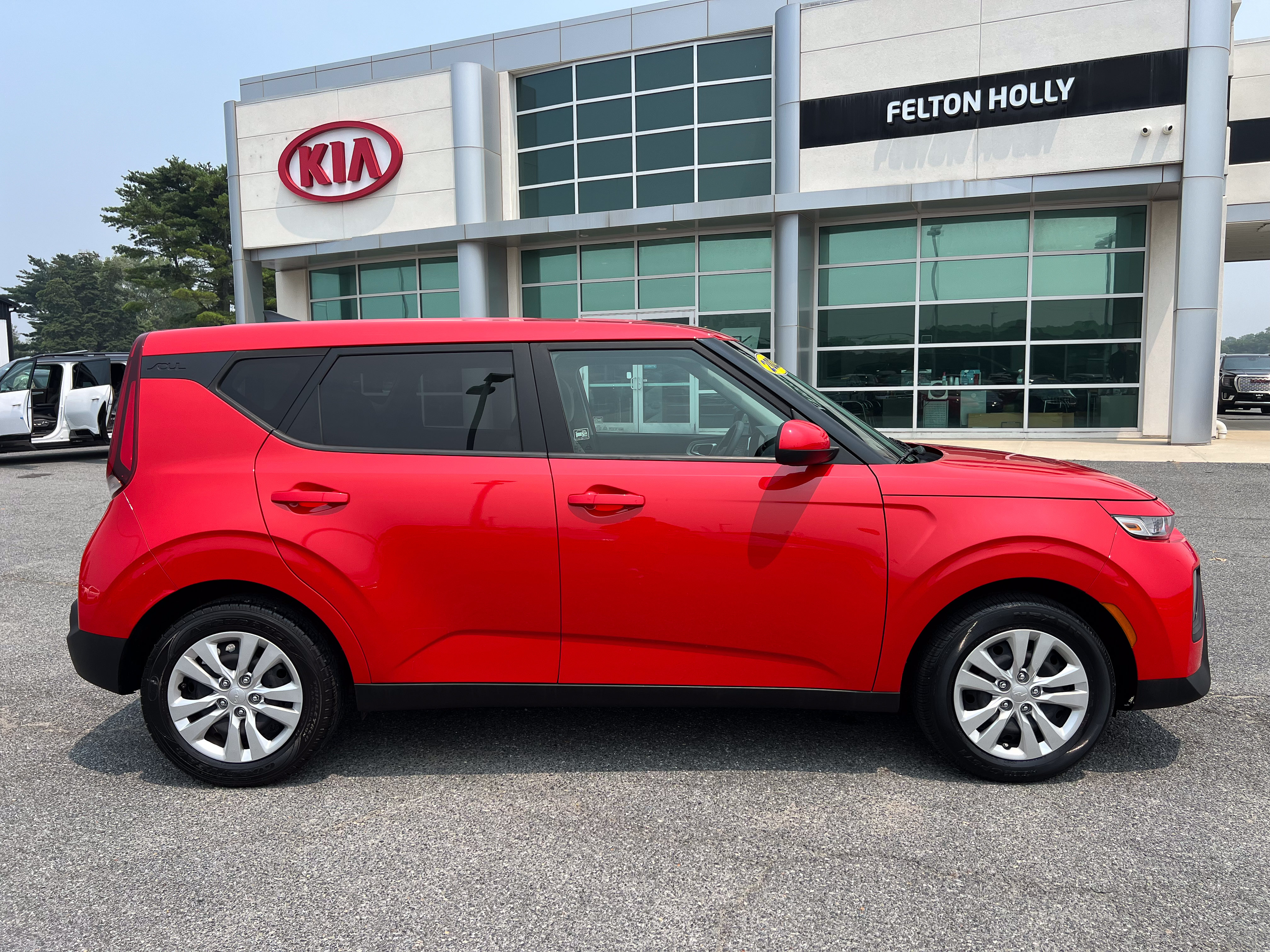 Used 2022 Kia Soul LX FWD image 7