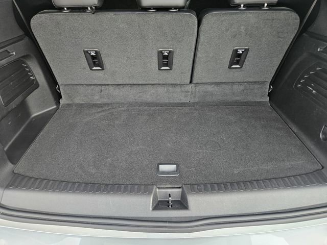 Used 2025 Buick Enclave Avenir AWD/4WD image 33