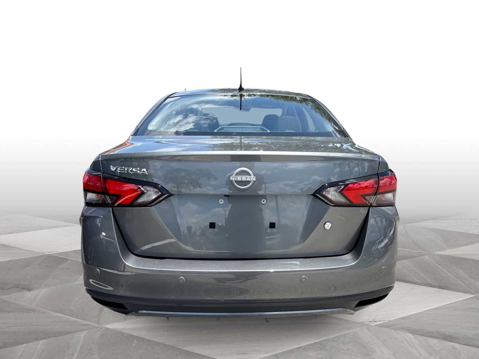 Used 2025 Nissan Versa S w/ Trunk Package FWD image 7