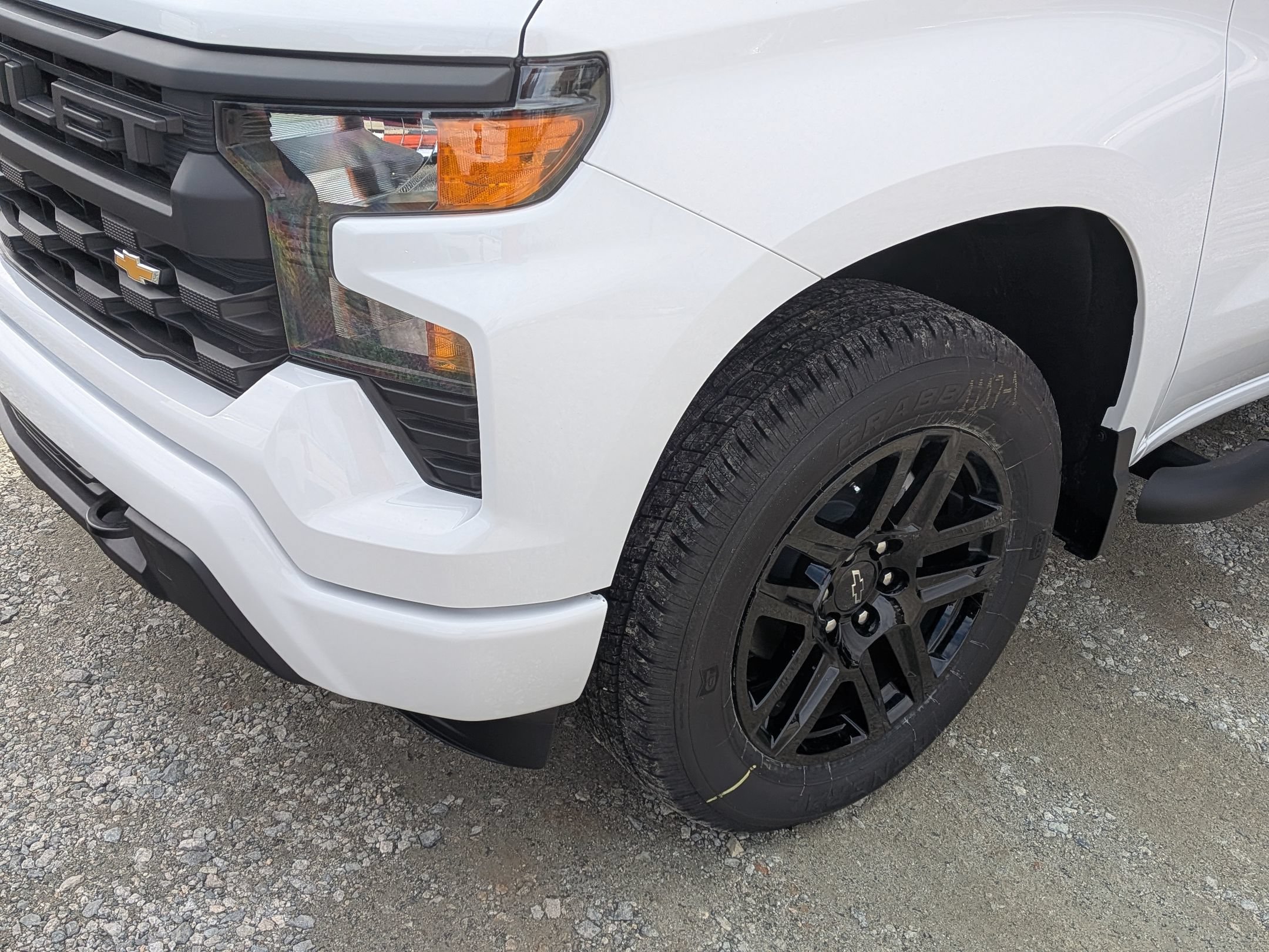 New 2026 Chevrolet Silverado 1500 Custom AWD/4WD image 10