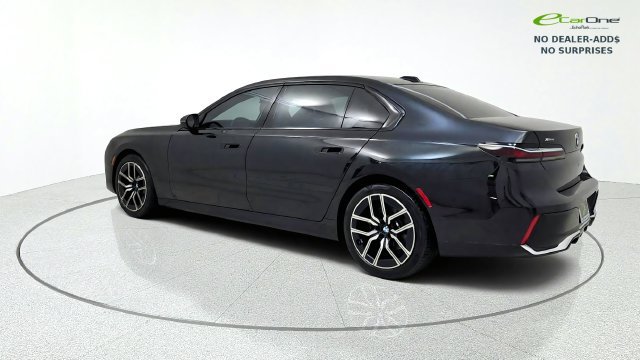 Used 2026 BMW 740i xDrive AWD/4WD image 6
