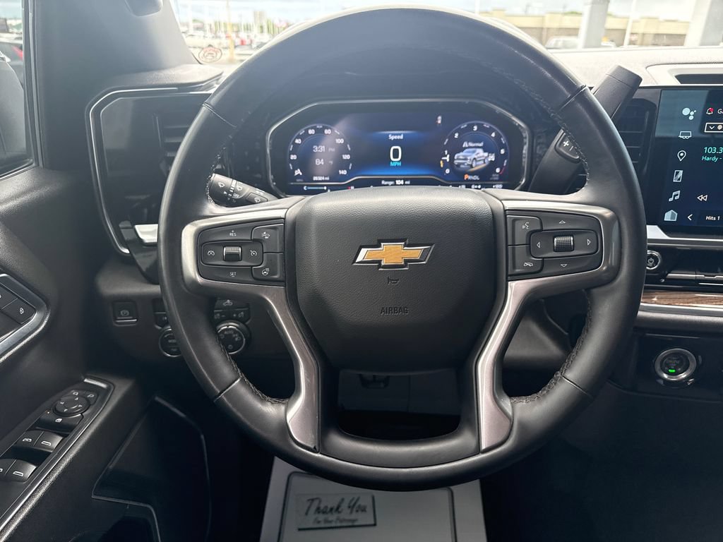 Used 2023 Chevrolet Silverado 1500 LT AWD/4WD image 18