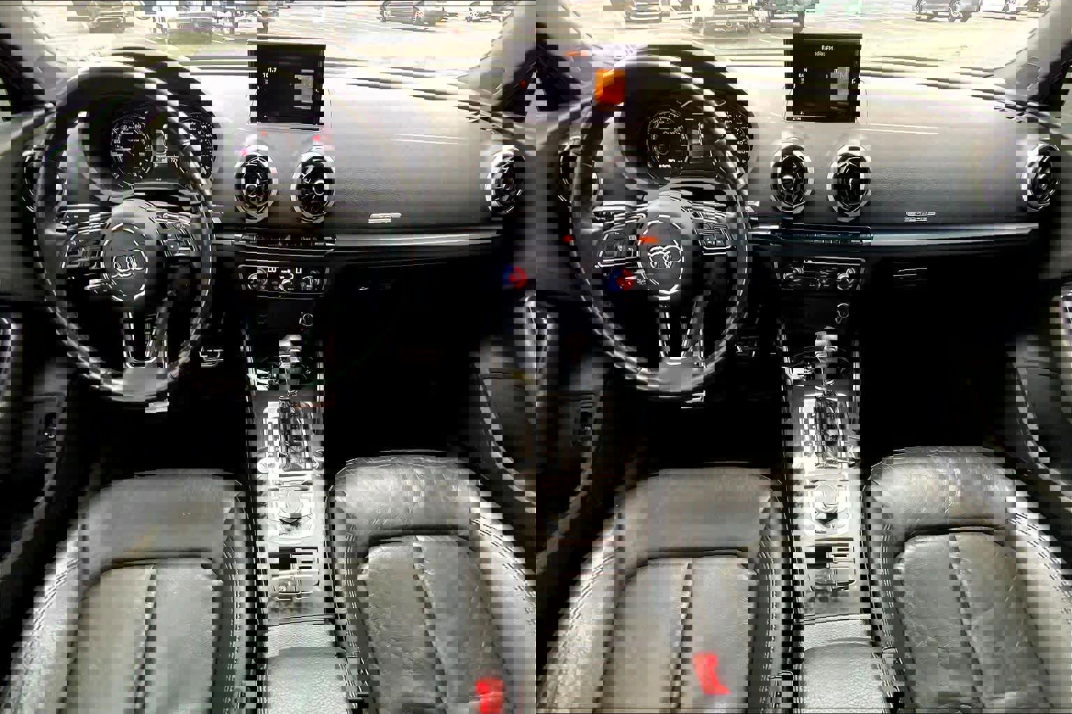 Used 2018 Audi A3 e-tron Premium image 13