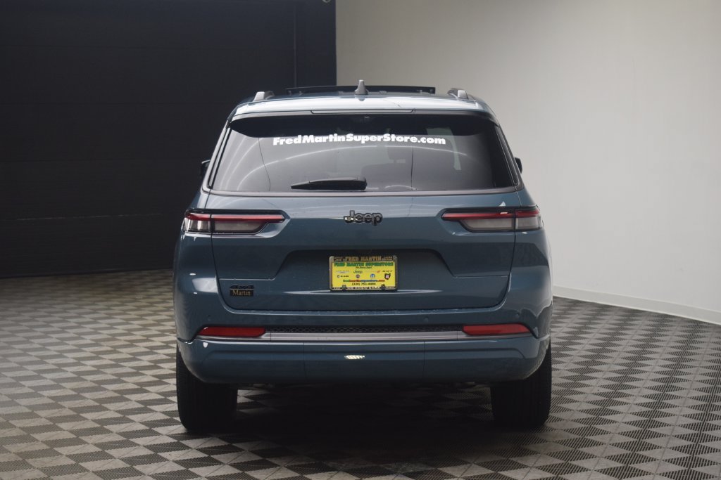 New 2027 Jeep Grand Cherokee L Limited AWD/4WD image 13