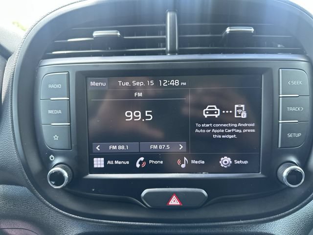 Used 2024 Kia Soul LX w/ Option Group 015 FWD image 25