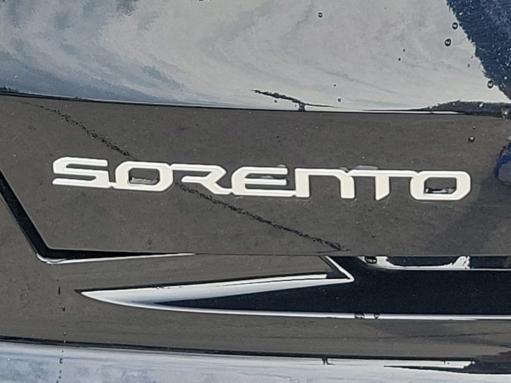 Used 2023 Kia Sorento S w/ Panoramic Sunroof Package FWD image 39