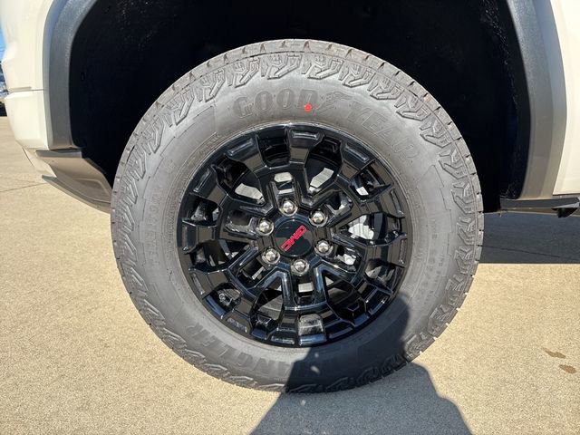 New 2026 GMC Canyon Elevation w/ Convenience Package image 12