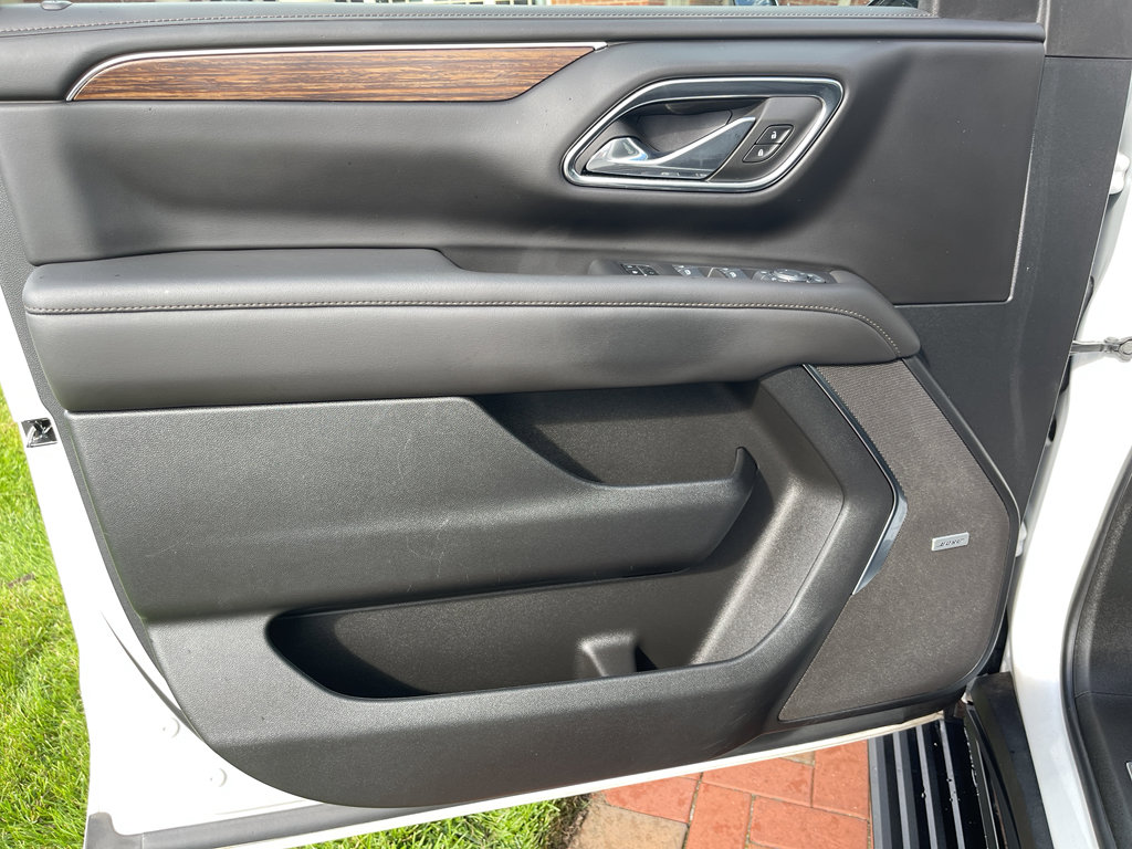 Used 2024 Chevrolet Tahoe High Country w/ Premium Package image 20