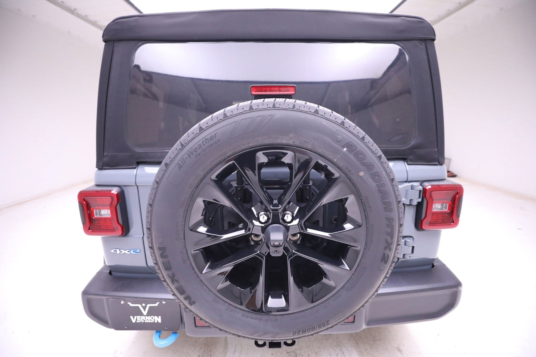 New 2024 Jeep Wrangler Sahara image 10