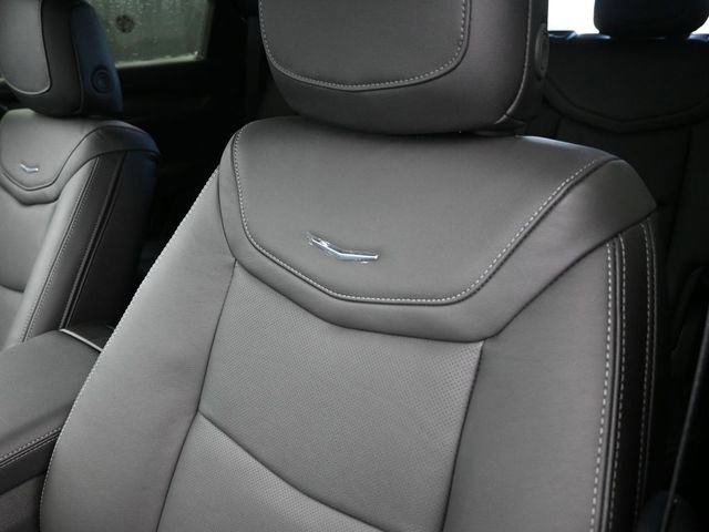 New 2026 Cadillac XT5 Sportv w/ LPO, Onyx Lite Package image 14