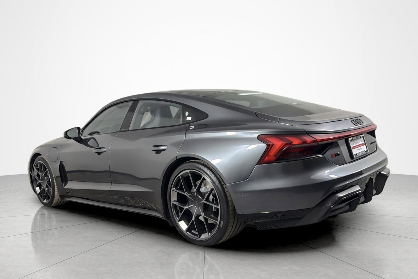 Certified 2025 Audi RS e-tron GT performance image 3