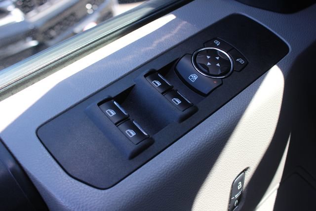 Used 2019 Ford F250 XL w/ STX Appearance Package AWD/4WD image 19