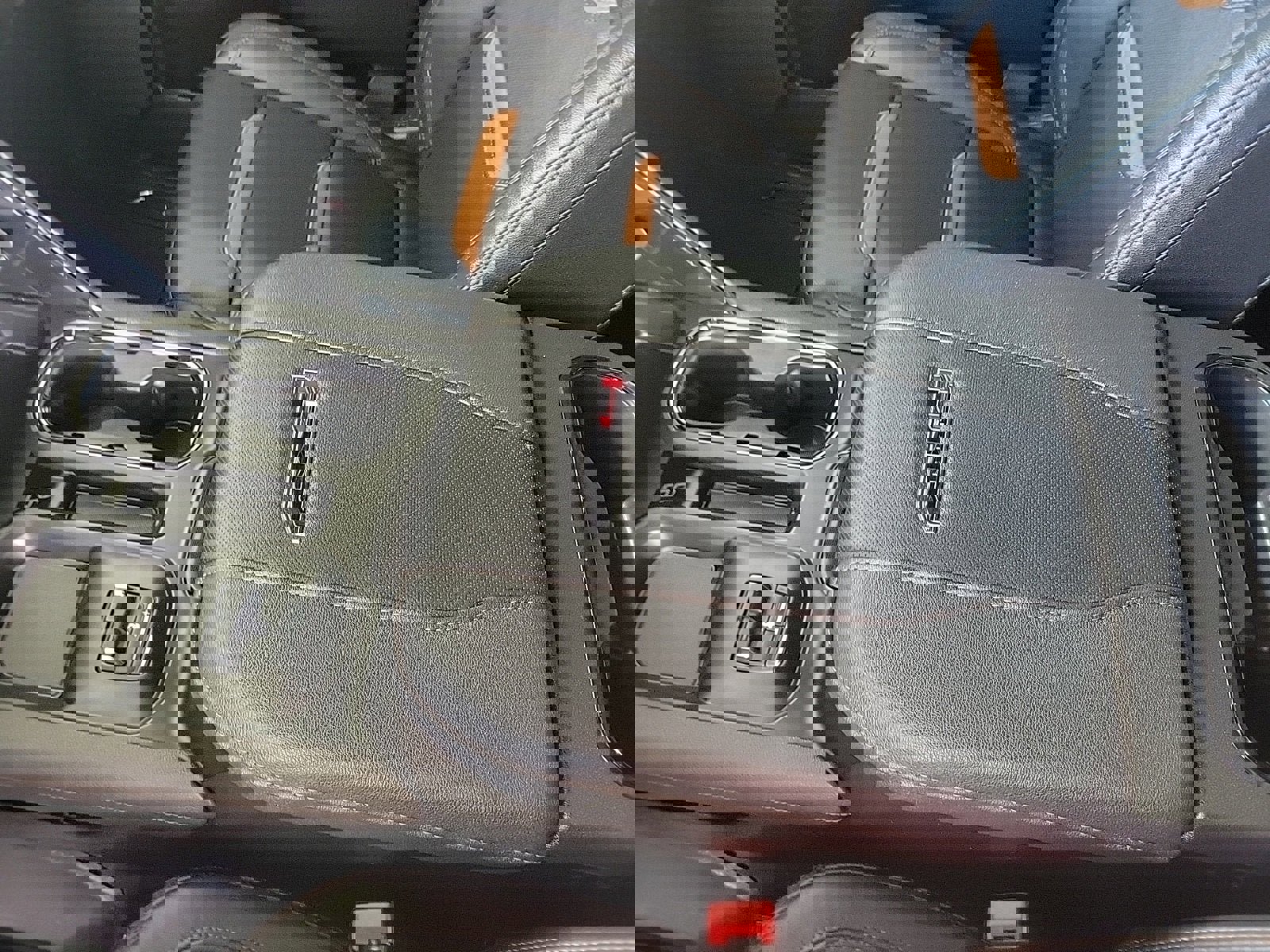 Used 2025 GMC Sierra 2500 AT4 w/ AT4 Premium Plus Package image 24