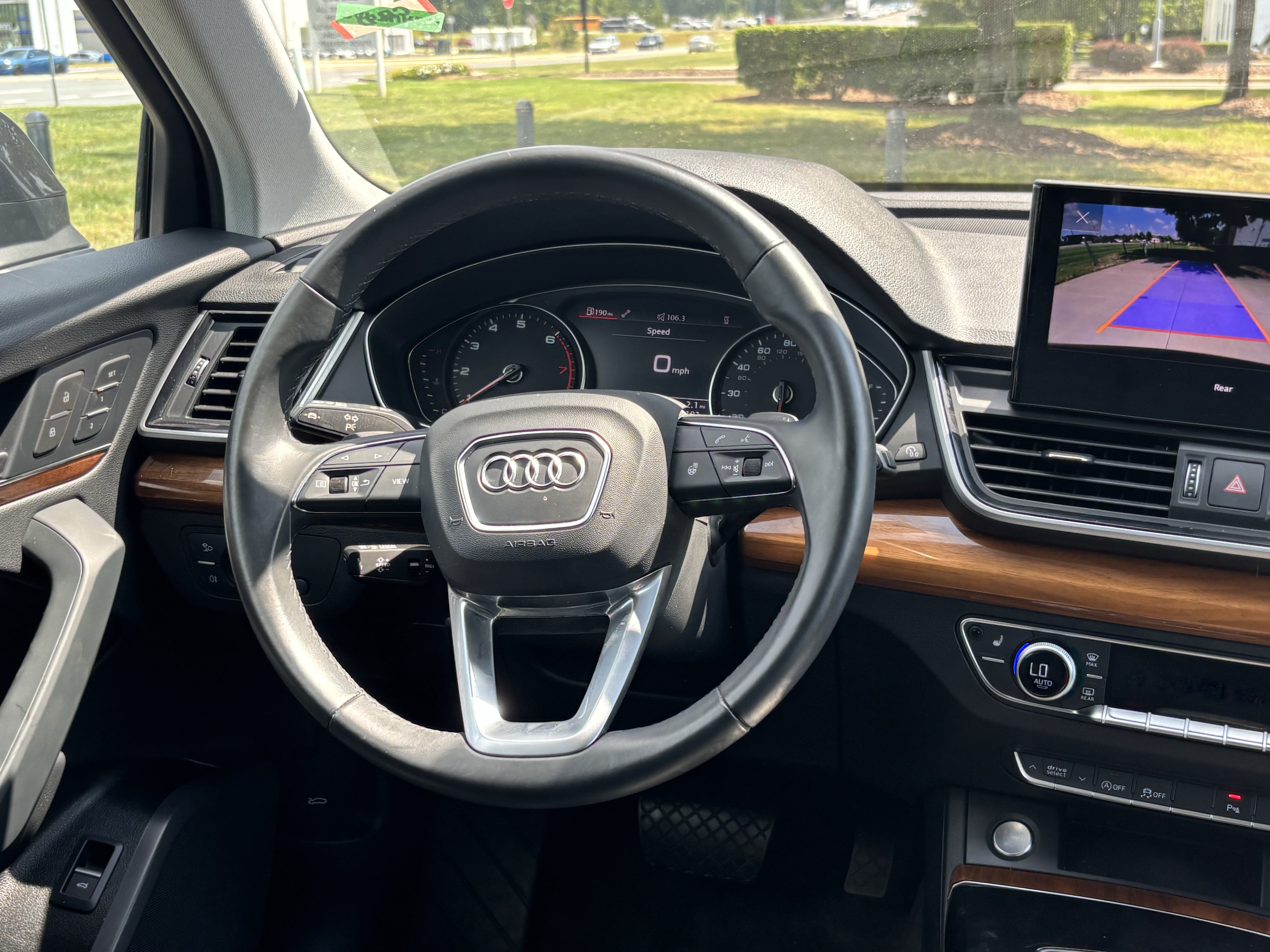 Used 2023 Audi Q5 2.0T Premium w/ Convenience Package AWD/4WD image 20