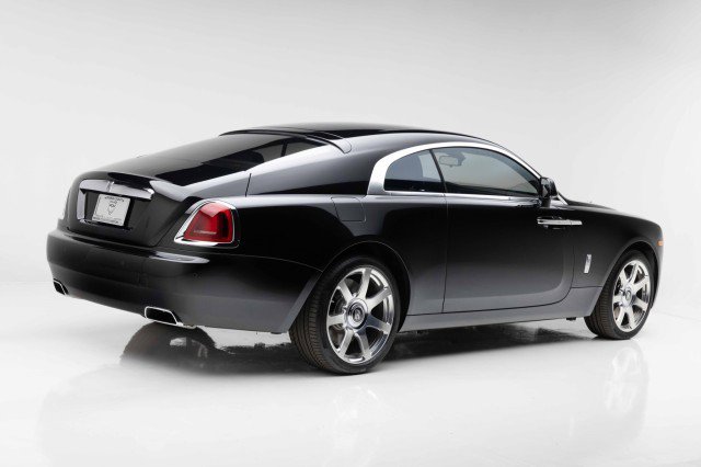 Used 2015 Rolls-Royce Wraith image 11