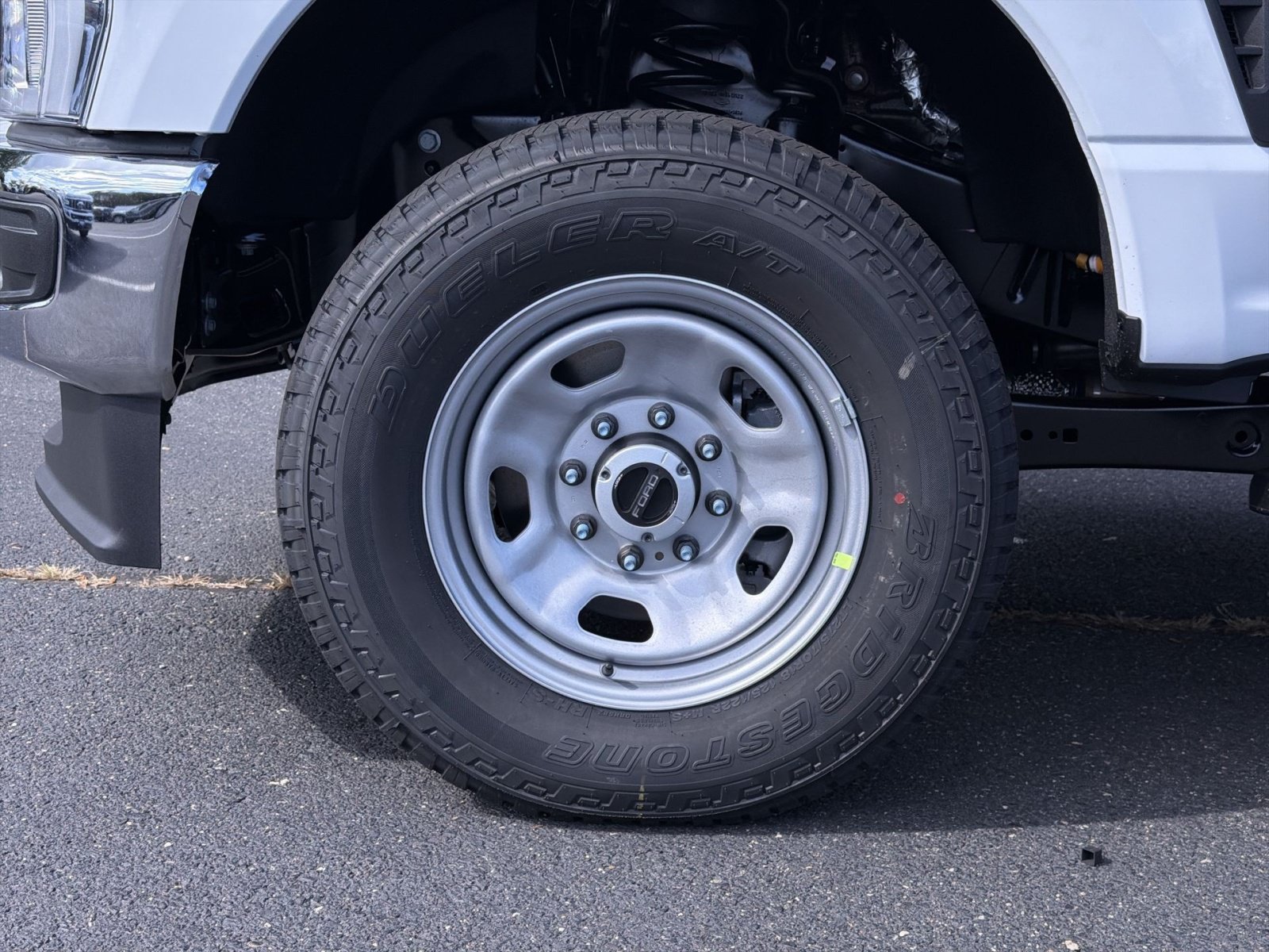 New 2027 Ford F350 XL w/ FX4 Off-Road Package AWD/4WD image 16