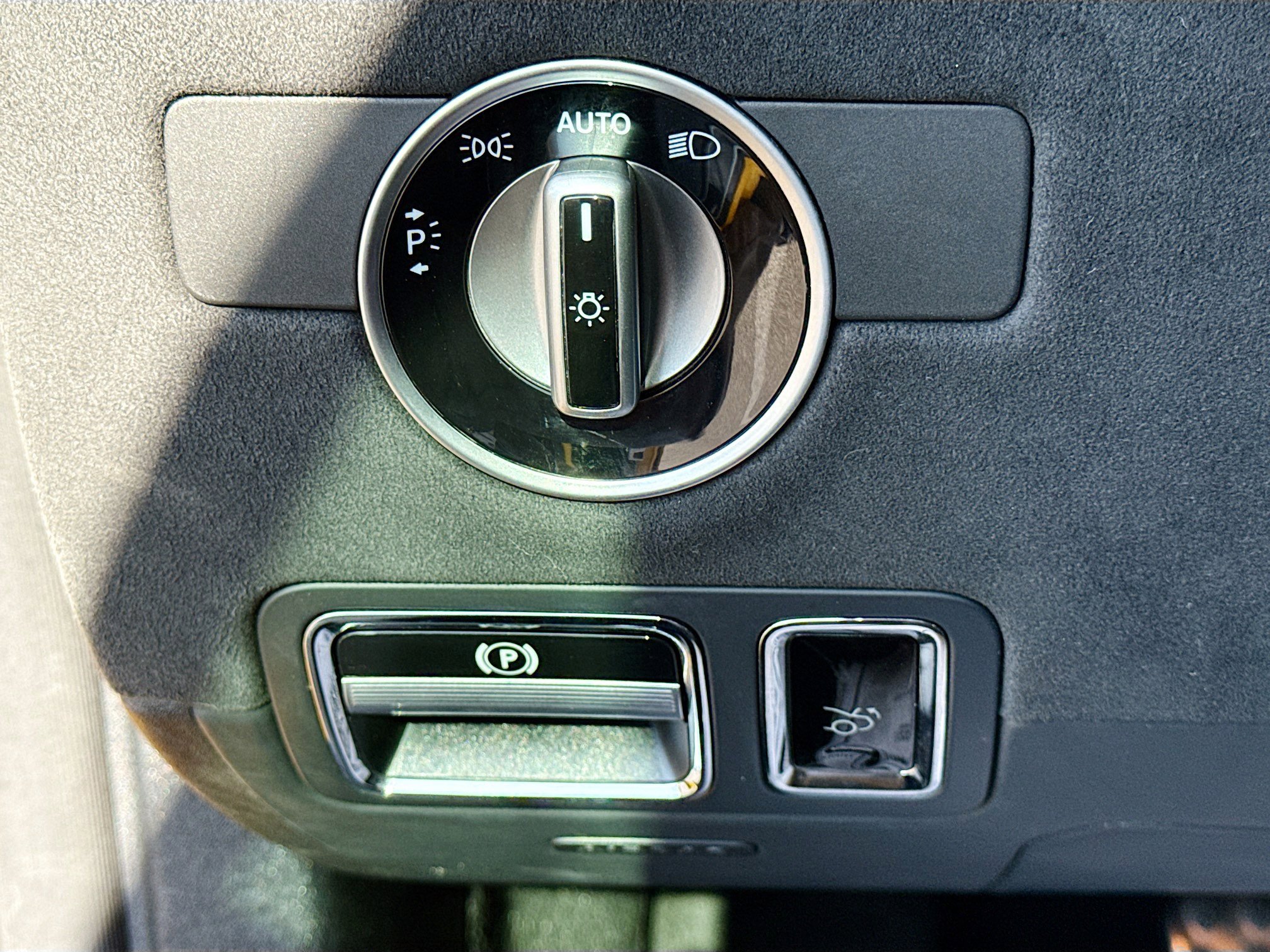 Used 2019 Mercedes-Benz AMG GT R image 31