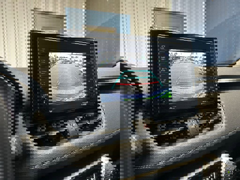 Used 2021 Toyota RAV4 XLE w/ XLE Grade Weather Package image 19