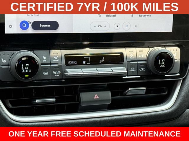Used 2025 Toyota Grand Highlander FWD image 22