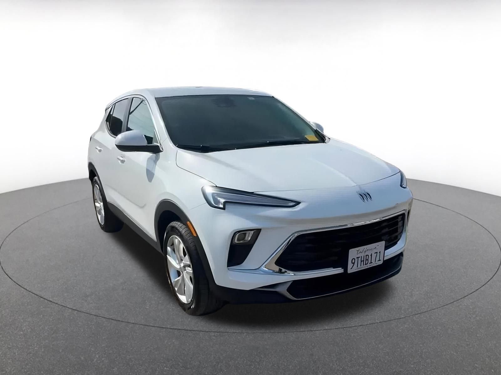 Used 2025 Buick Encore GX Preferred image 3