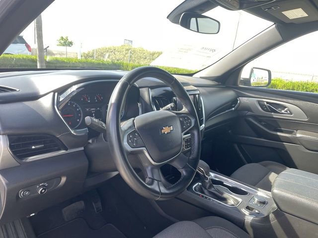 Used 2023 Chevrolet Traverse LT image 10