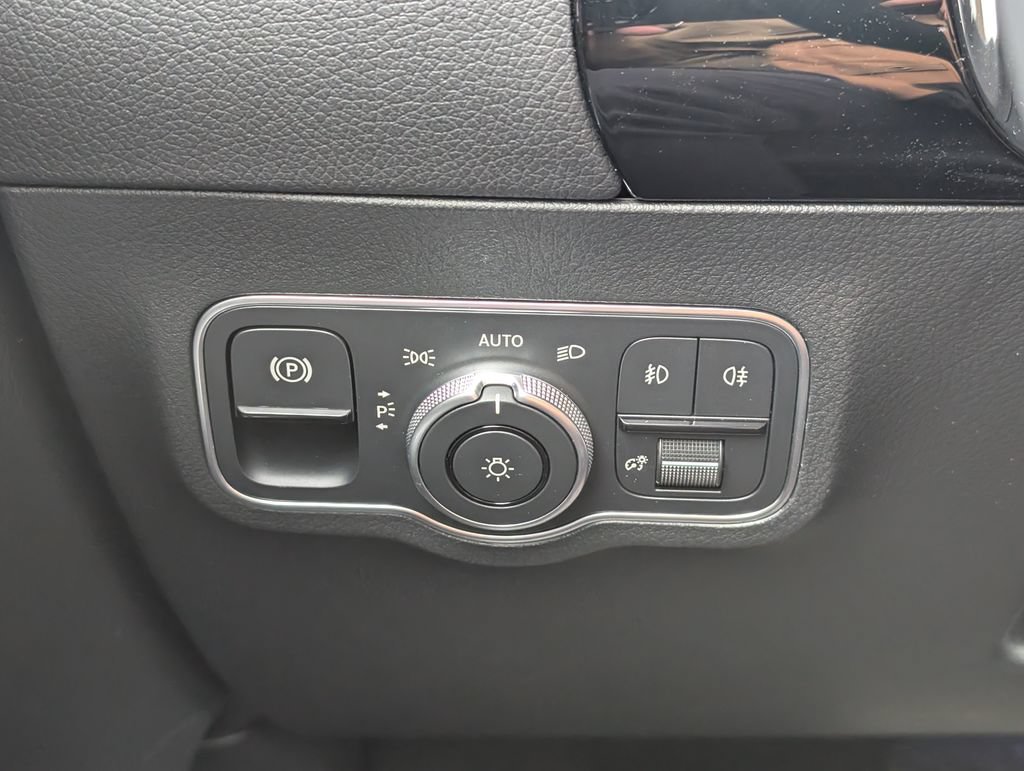 New 2026 Mercedes-Benz GLA 250 4MATIC image 23