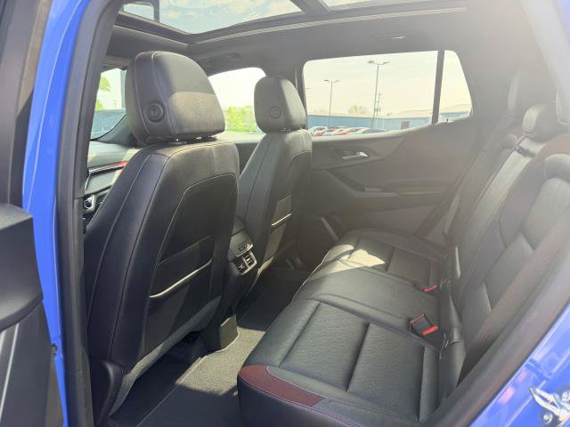 Used 2025 Chevrolet Equinox RS w/ Safety and Technology Package AWD/4WD image 14