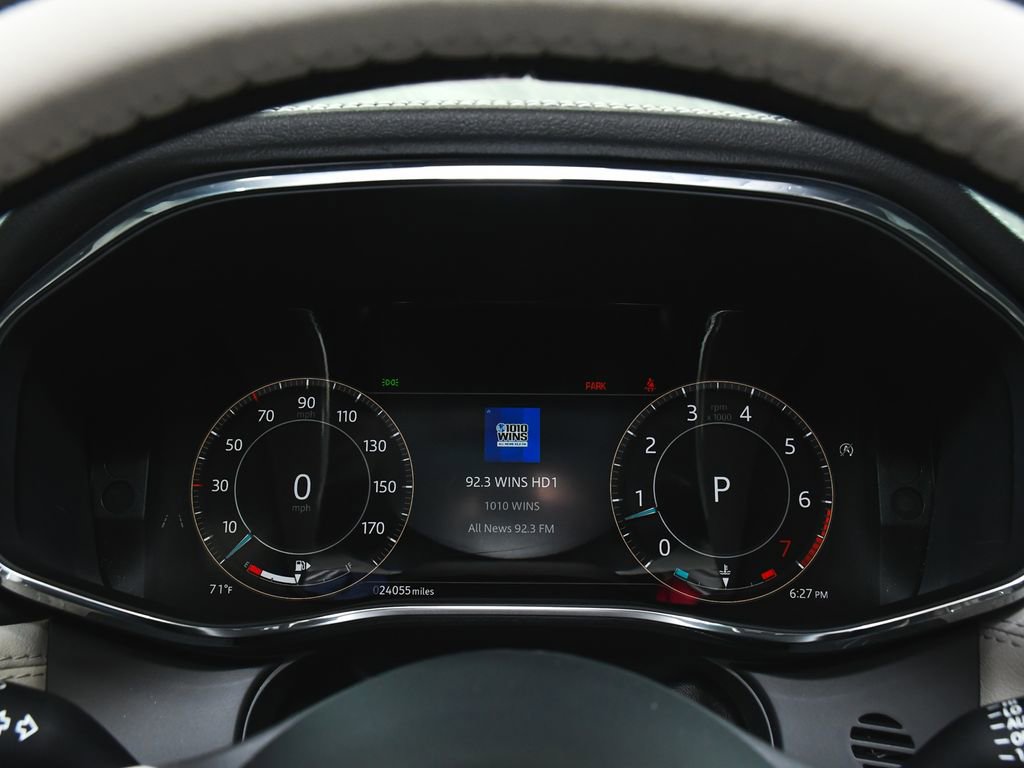 Used 2024 Jaguar XF R-Dynamic SE image 40