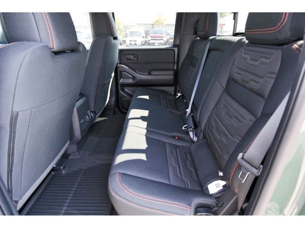 New 2026 Nissan Frontier PRO-4X w/ Pro-4x Convenience Package image 7