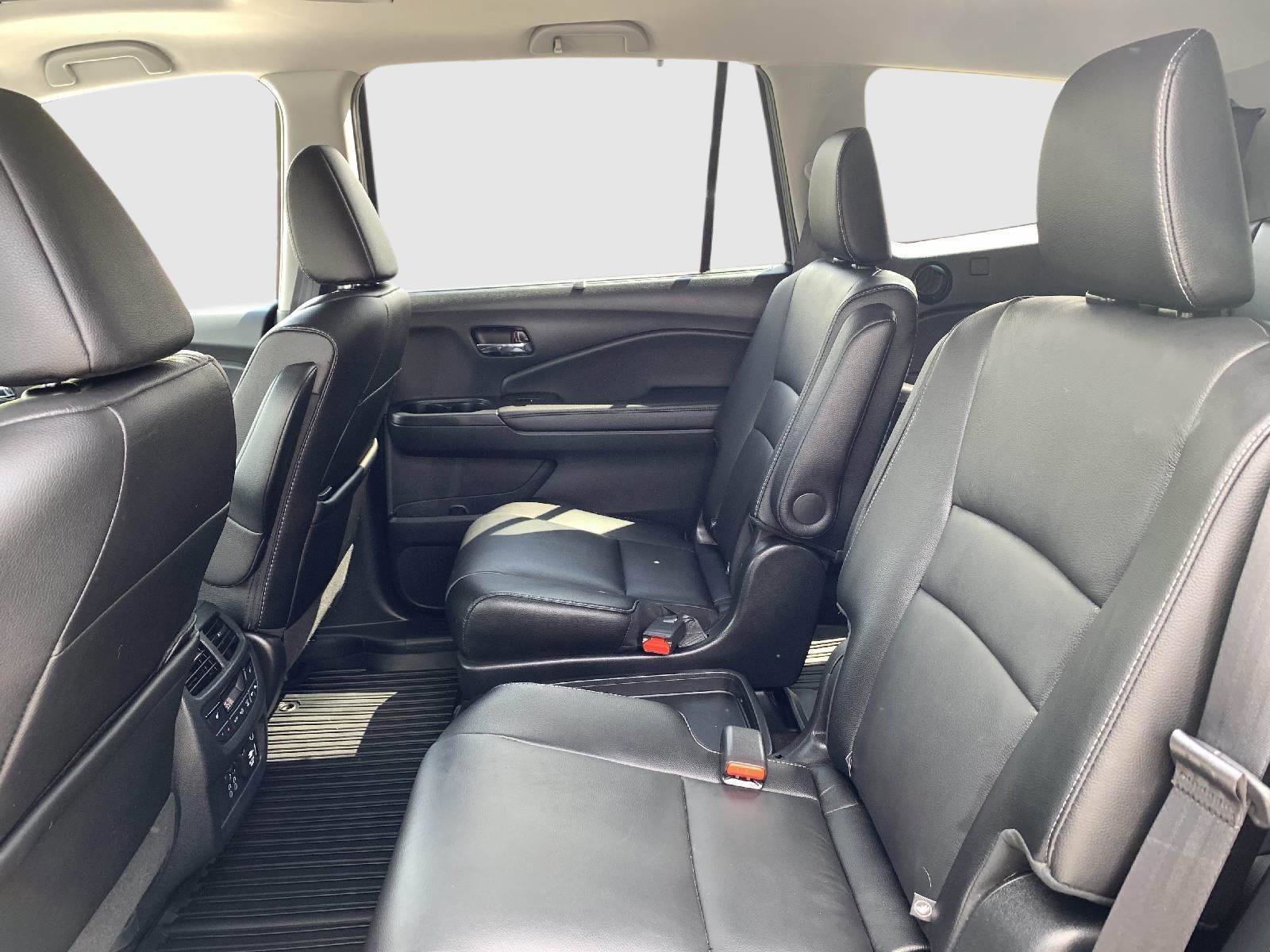 Used 2022 Honda Pilot Touring image 39